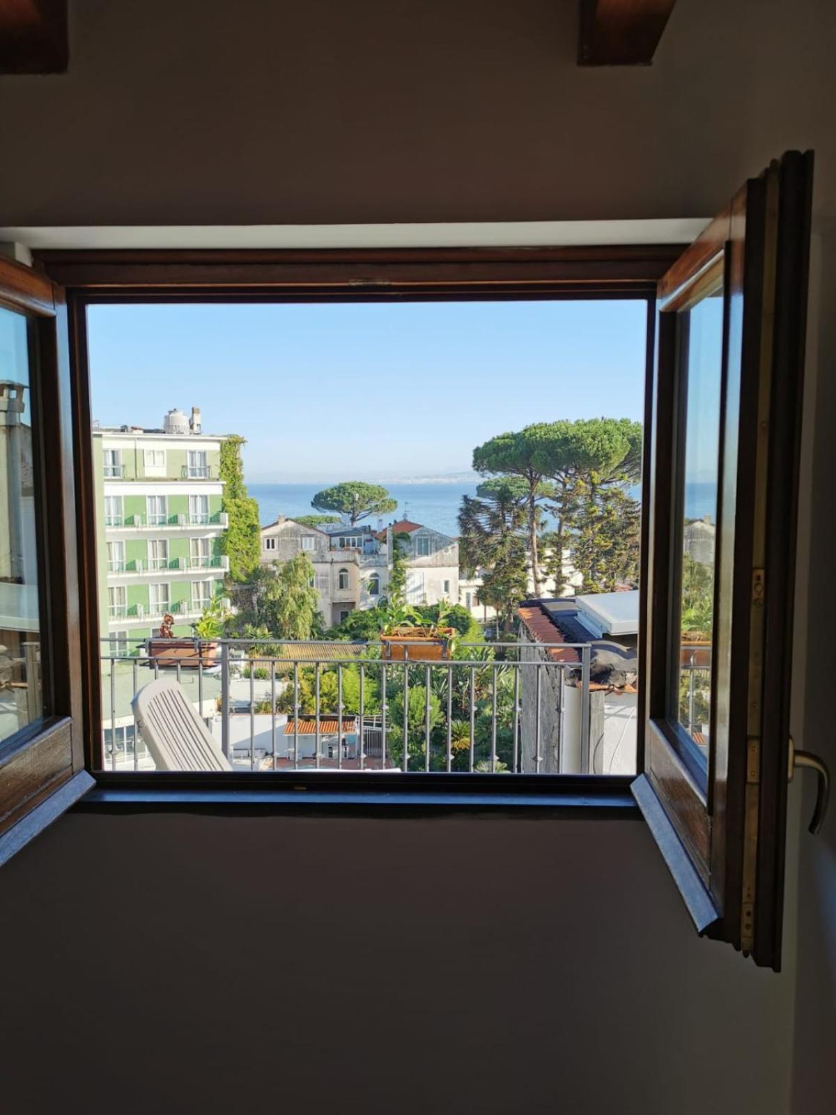 Rossy House Sorrento Appartement Kamer foto